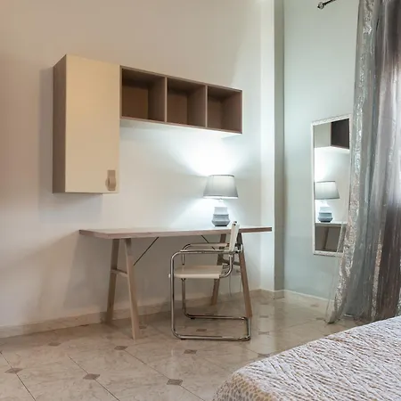 Sleeps 6 Guests! 2 Minute Walk To Beach! Campora San Giovanni